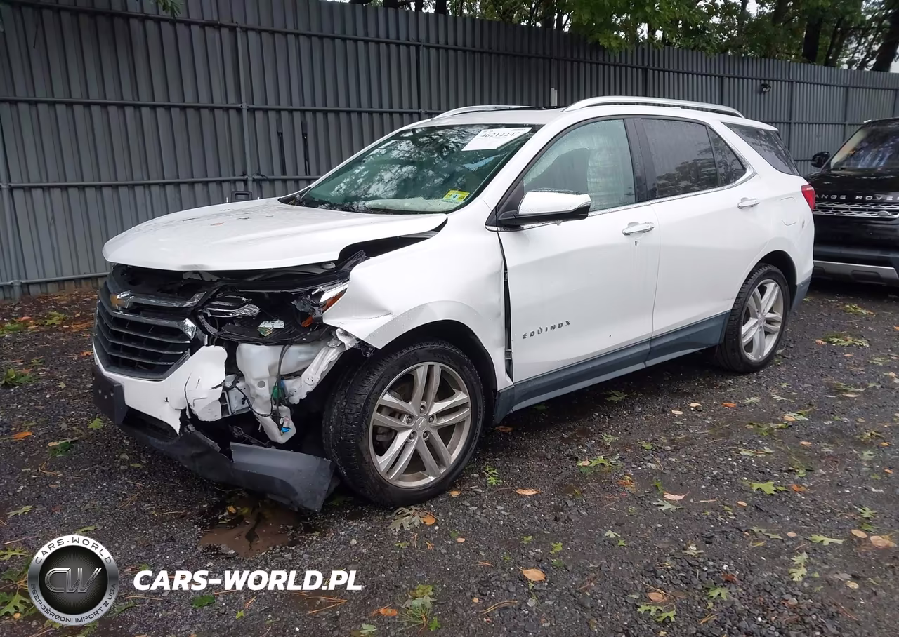 2018 Chevrolet Equinox Premier VIN:2GNAXNEX0J6164609 - 2