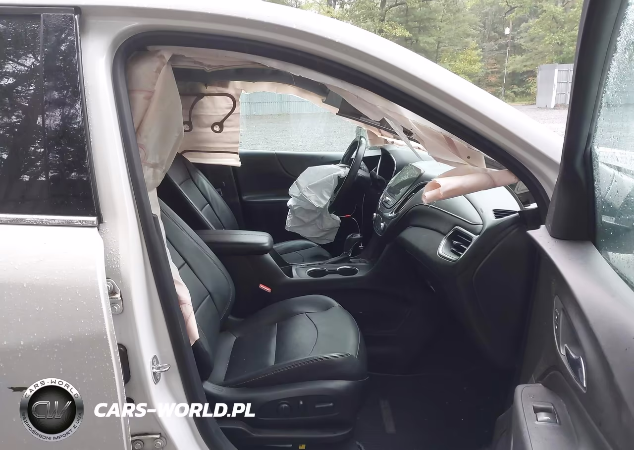 2018 Chevrolet Equinox Premier VIN:2GNAXNEX0J6164609 - 5