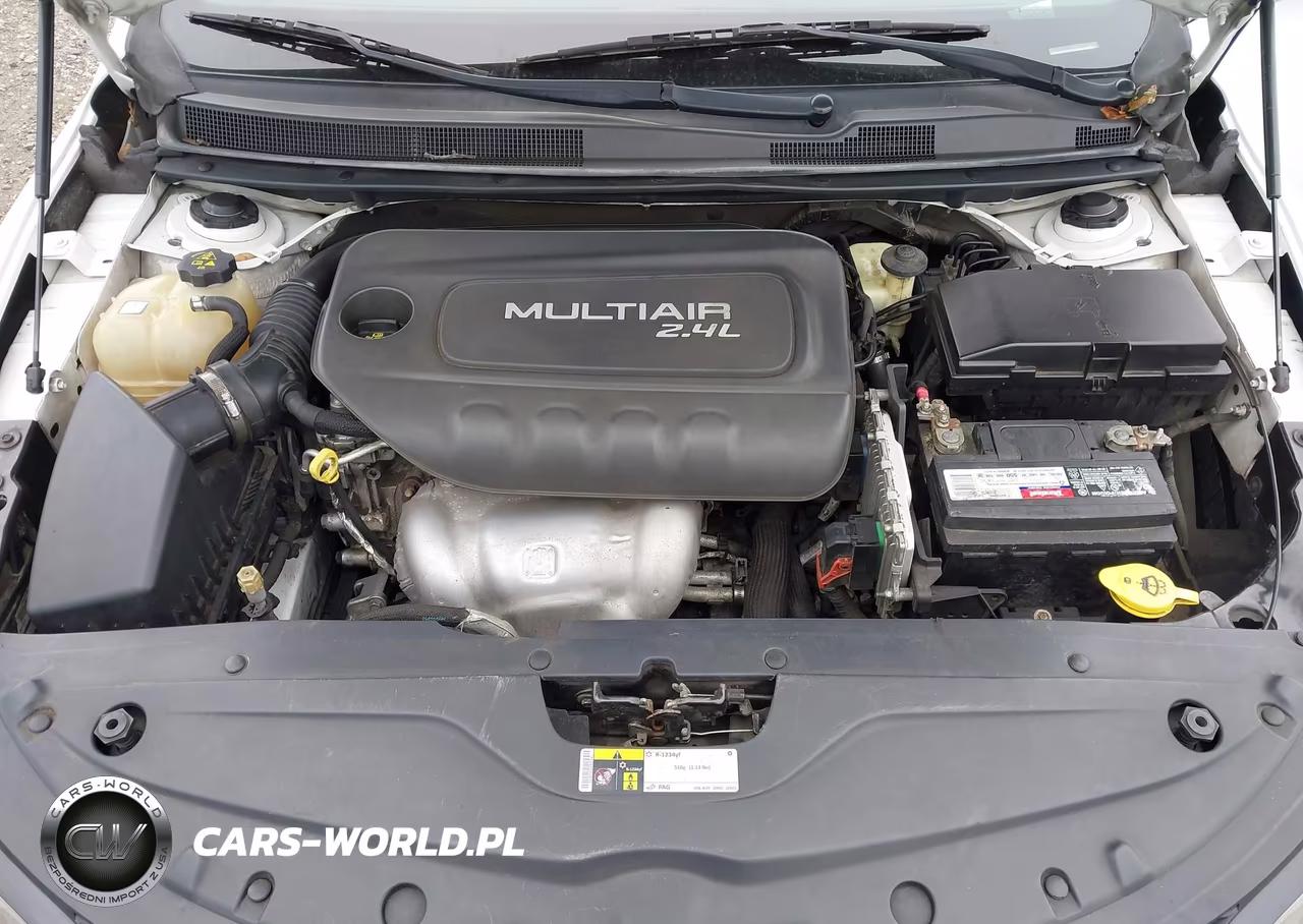 2015 Chrysler 200 S VIN:1C3CCCBB6FN531207 - 10