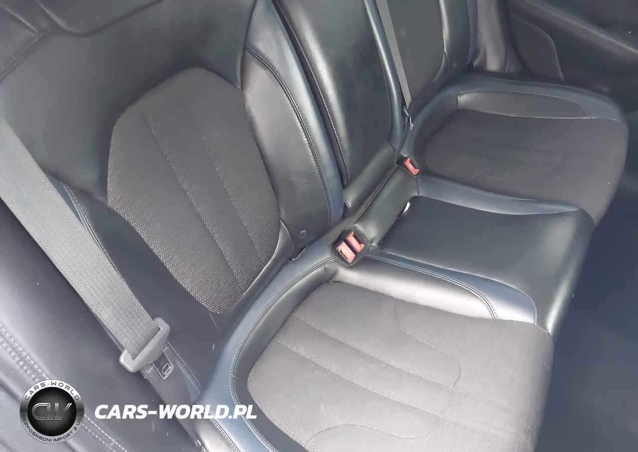 2015 Chrysler 200 S VIN:1C3CCCBB6FN531207 - 8