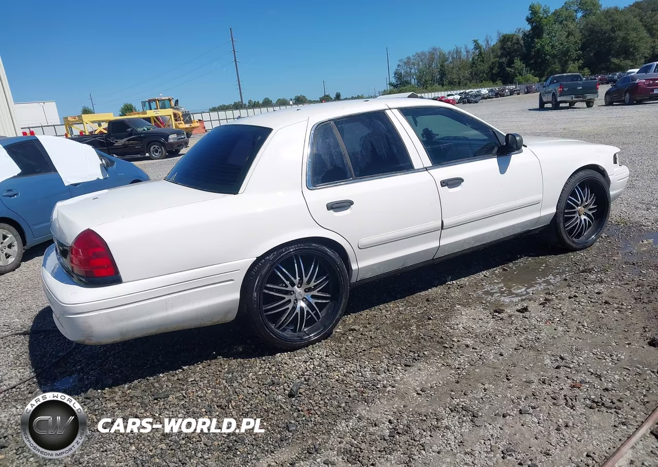 2006 Ford Crown Victoria Police-Police Interceptor VIN:2FAFP71W96X119523 - 4