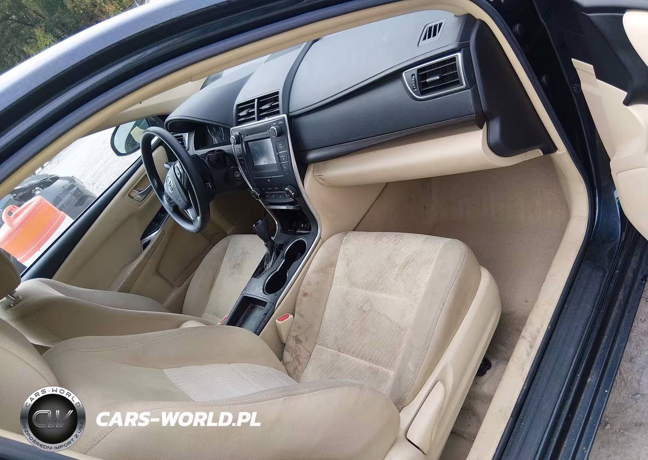 2017 Toyota Camry Le VIN:4T1BF1FK9HU345615 - 5