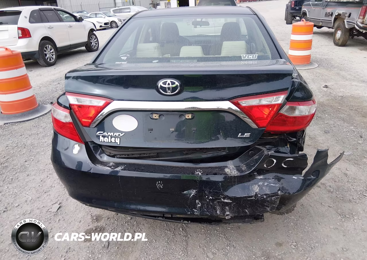 2017 Toyota Camry Le VIN:4T1BF1FK9HU345615 - 6