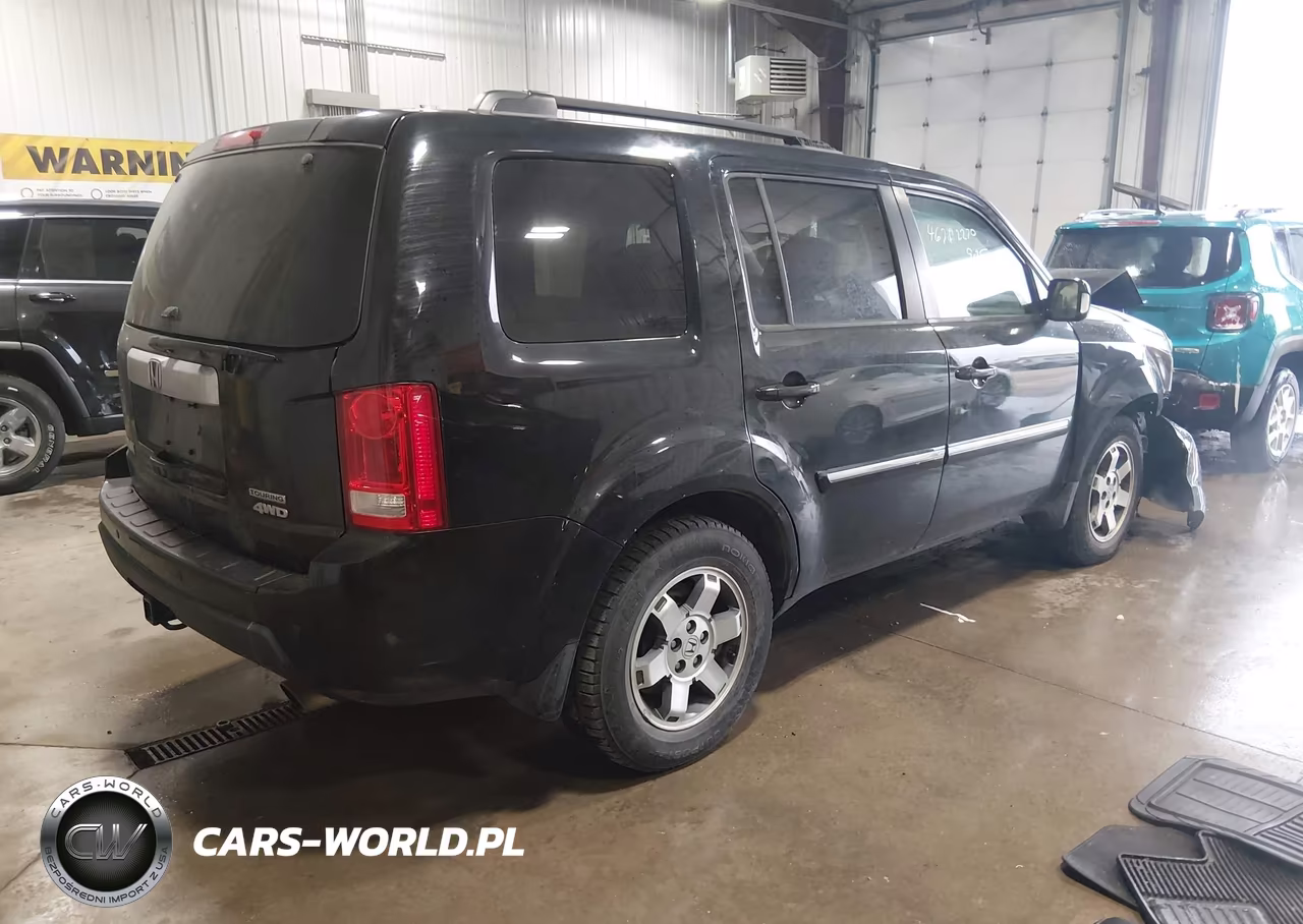 2011 Honda Pilot Touring VIN:5FNYF4H9XBB027433 - 4