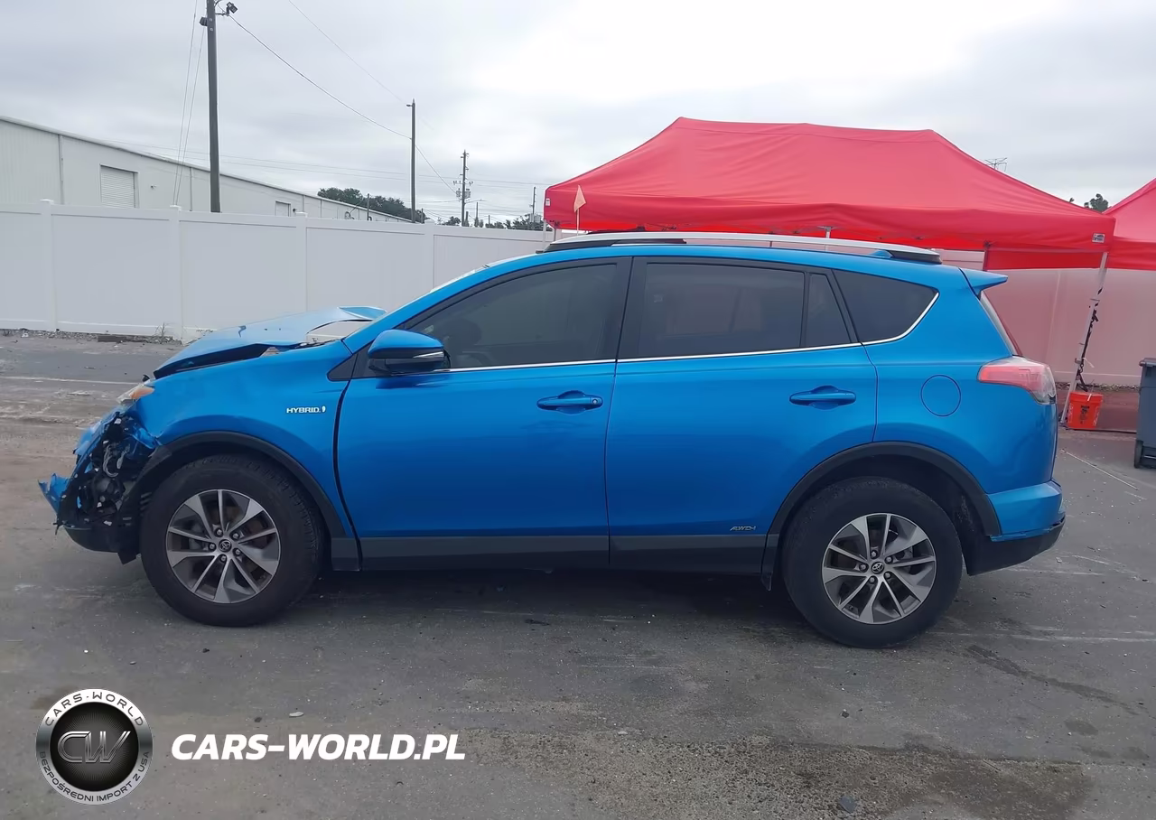 2017 Toyota Rav4 Hybrid Xle VIN:JTMRJREV3HD120747 - 14