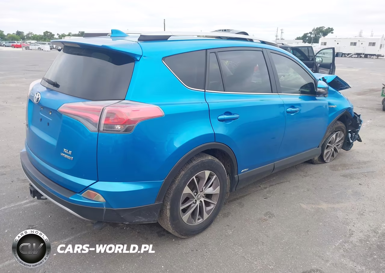 2017 Toyota Rav4 Hybrid Xle VIN:JTMRJREV3HD120747 - 4