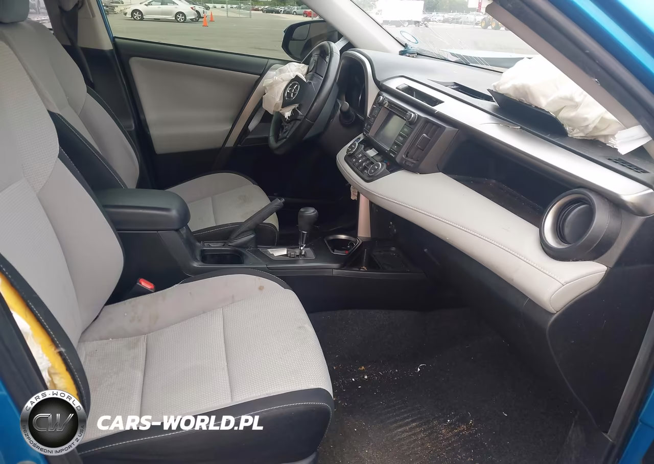 2017 Toyota Rav4 Hybrid Xle VIN:JTMRJREV3HD120747 - 5