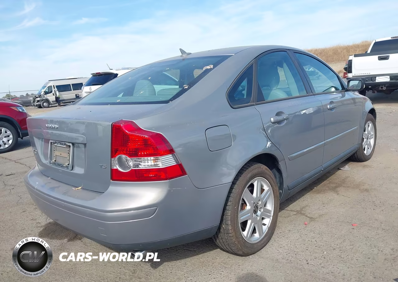 2005 Volvo S40 T5 VIN:YV1MS682252050604 - 4