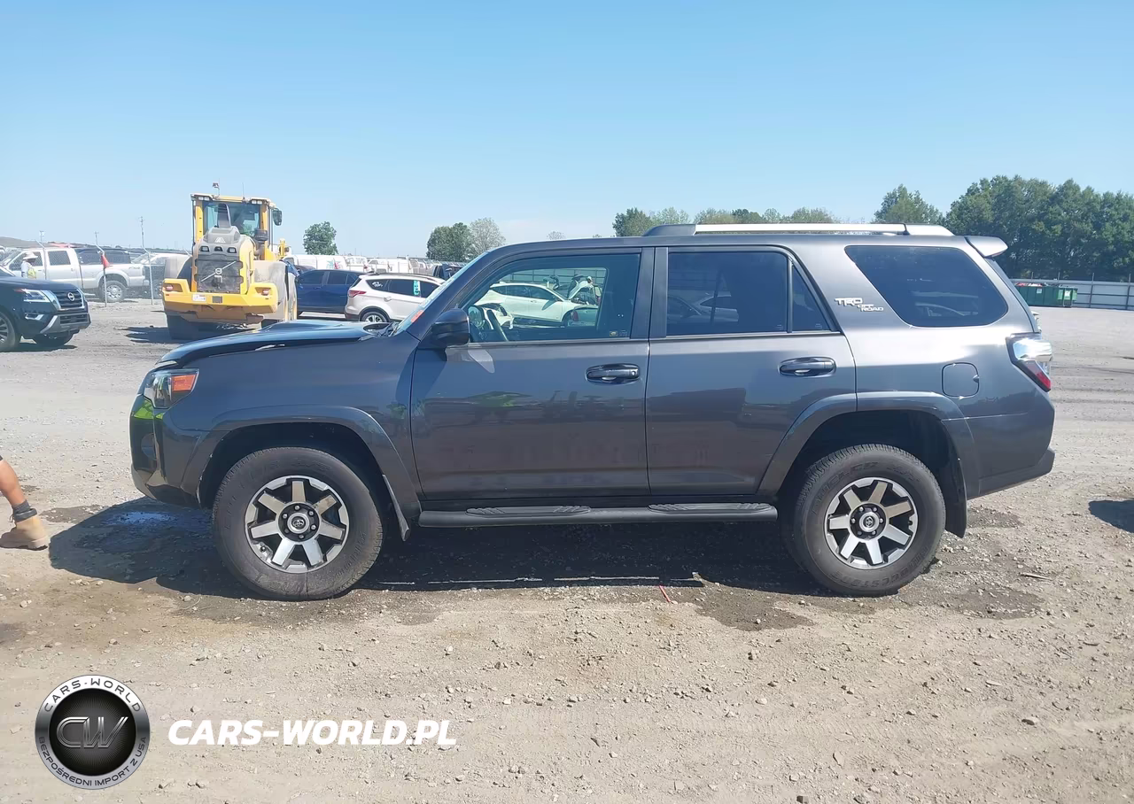 2018 Toyota 4Runner Trd Off Road VIN:JTEBU5JR3J5557542 - 14
