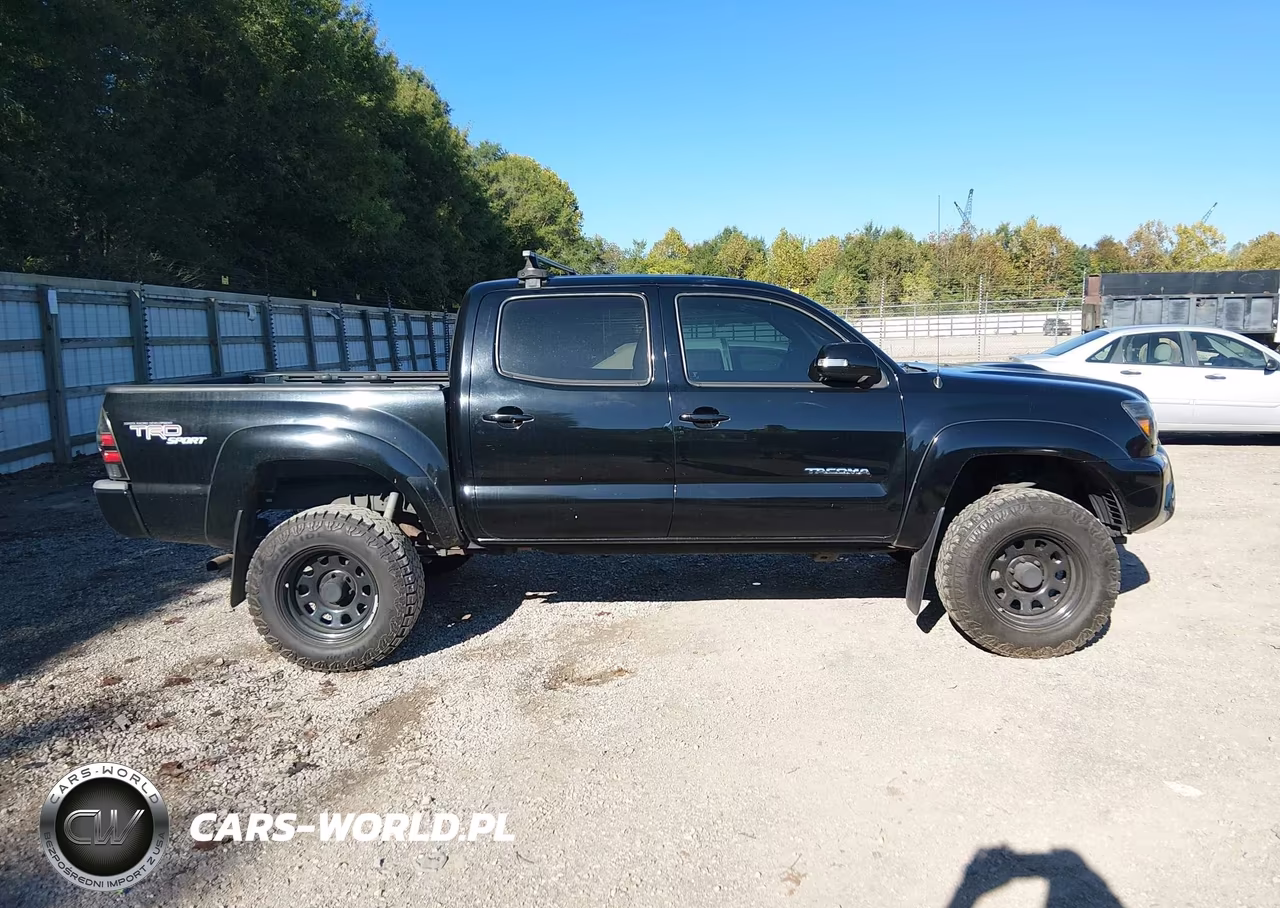 2013 Toyota Tacoma V6 VIN:5TFLU4EN2DX064776 - 13