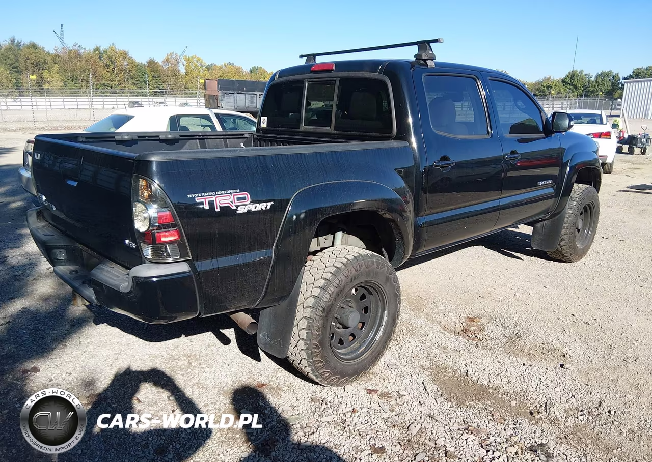 2013 Toyota Tacoma V6 VIN:5TFLU4EN2DX064776 - 4