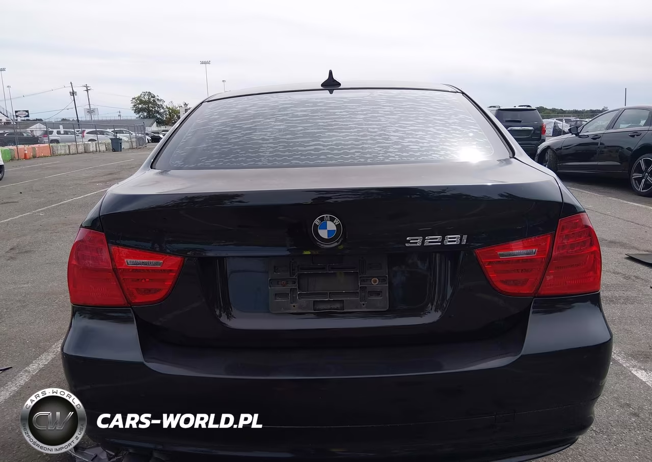 2011 BMW 328I xDrive VIN:WBAPK5C56BA655402 - 16