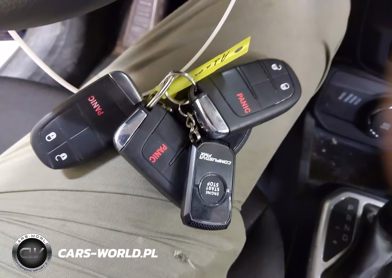 2018 Jeep Renegade Sport 4X4 VIN:ZACCJBAB2JPH69391 - 11