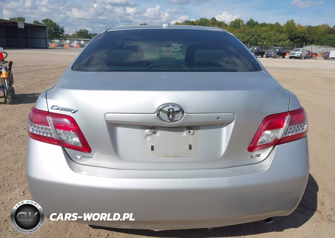 2011 Toyota Camry Le VIN:4T1BF3EK2BU696743 - 15