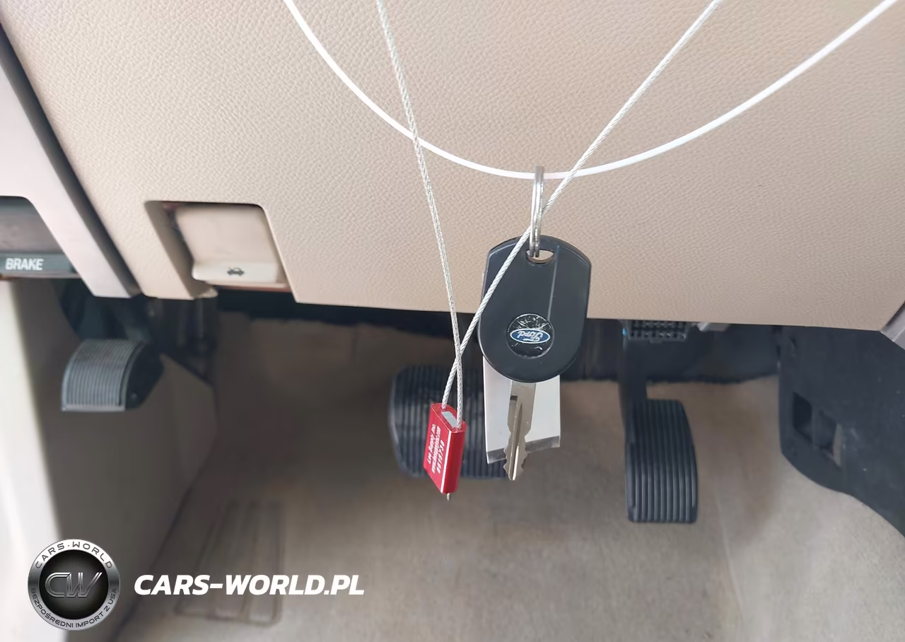 2010 Ford Expedition Eddie Bauer-King Ranch VIN:1FMJU1H58AEB56494 - 11