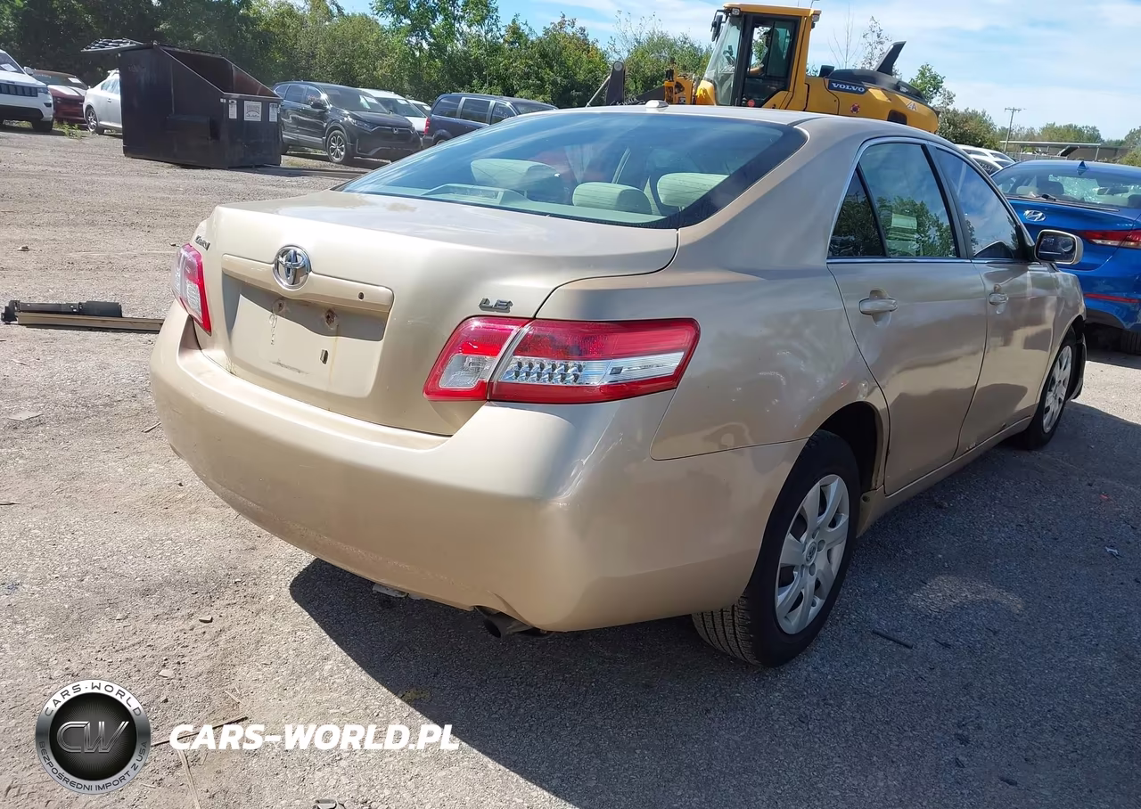 2010 Toyota Camry Le VIN:4T4BF3EK1AR066040 - 4
