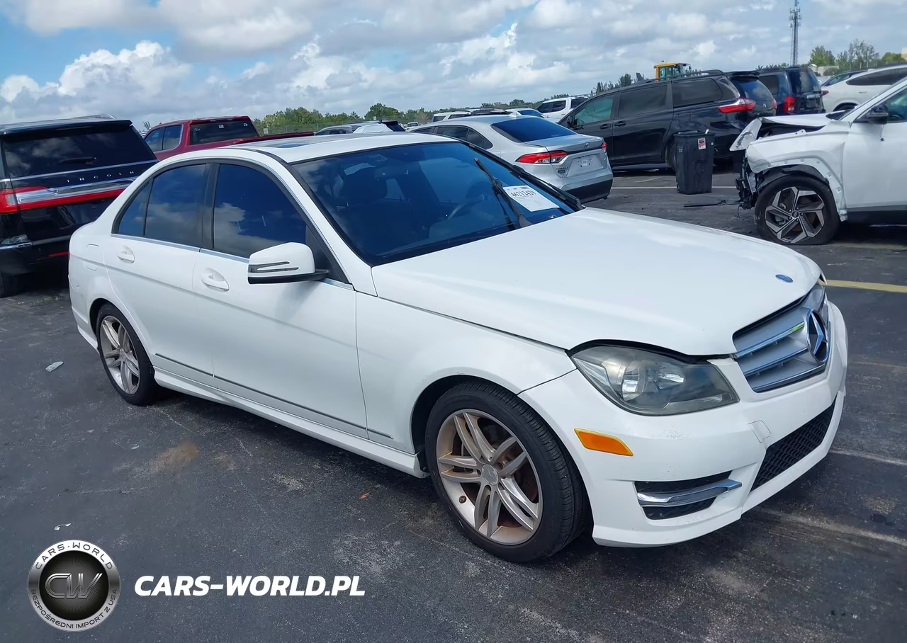 2013 Mercedes-Benz C 250 Sport