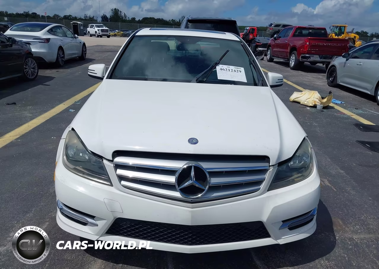 2013 Mercedes-Benz C 250 Sport VIN:WDDGF4HB5DR293881 - 12