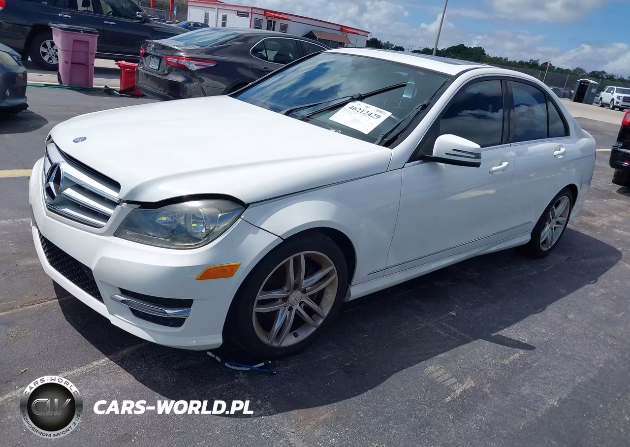 2013 Mercedes-Benz C 250 Sport VIN:WDDGF4HB5DR293881 - 2