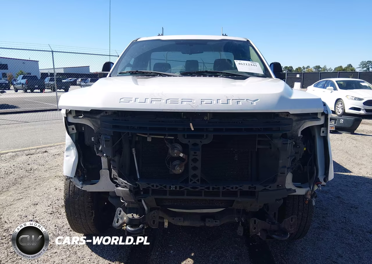 2018 Ford F-250 Xl VIN:1FTBF2A61JEB23395 - 13