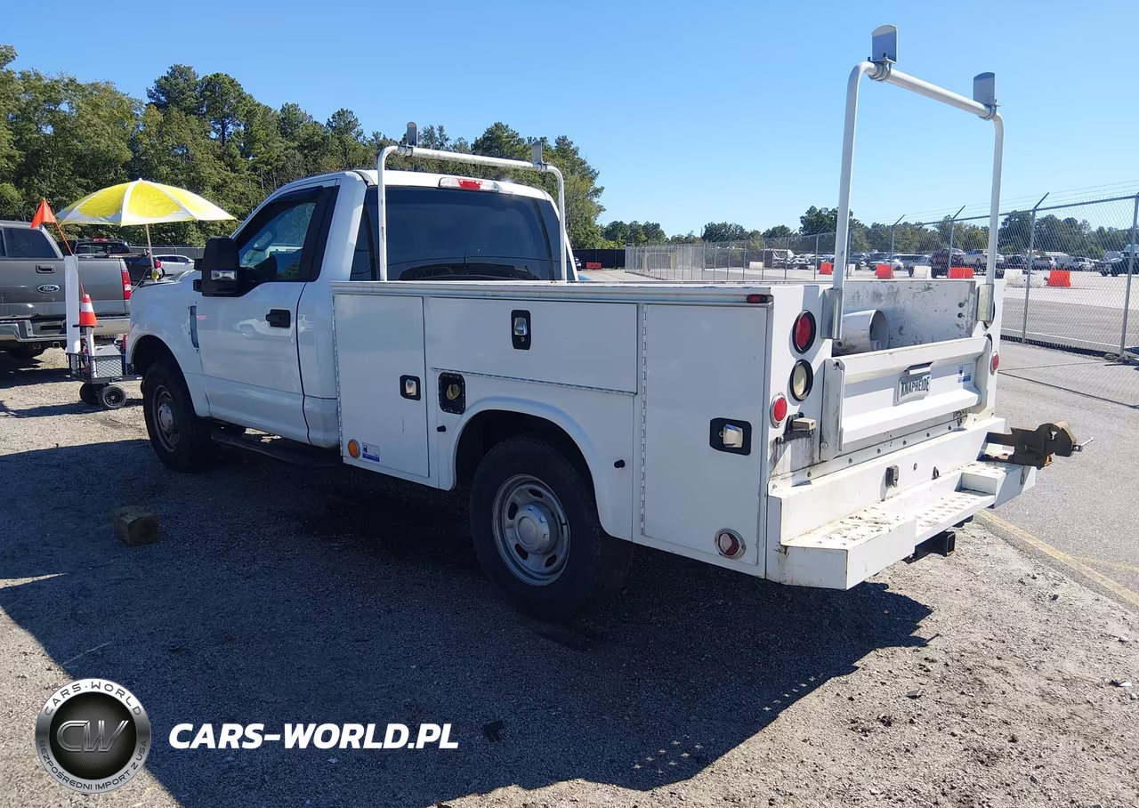 2018 Ford F-250 Xl VIN:1FTBF2A61JEB23395 - 3