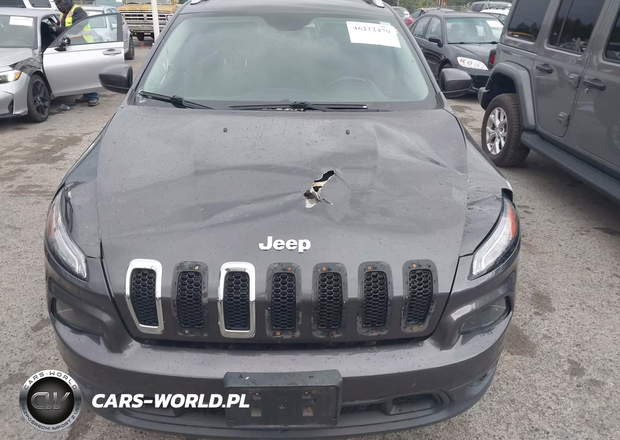 2015 Jeep Cherokee Latitude VIN:1C4PJMCS4FW639326 - 6