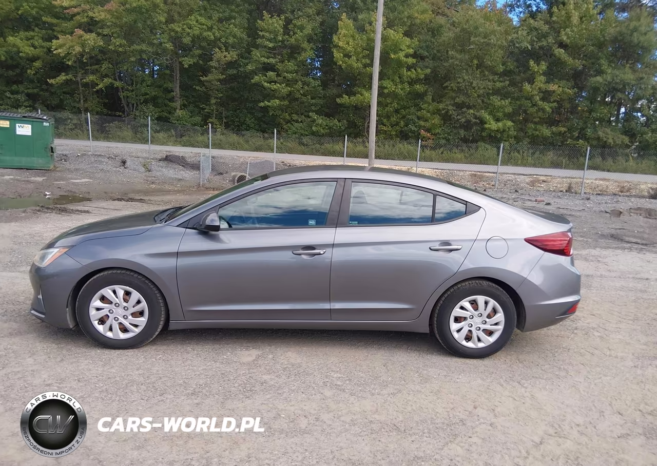 2019 Hyundai Elantra Se VIN:5NPD74LFXKH485001 - 17