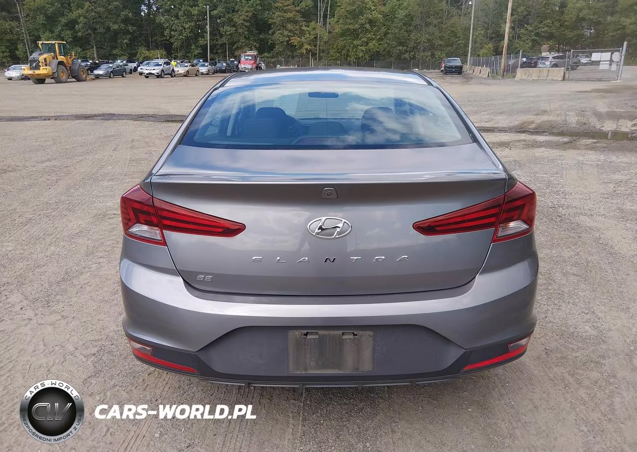 2019 Hyundai Elantra Se VIN:5NPD74LFXKH485001 - 19