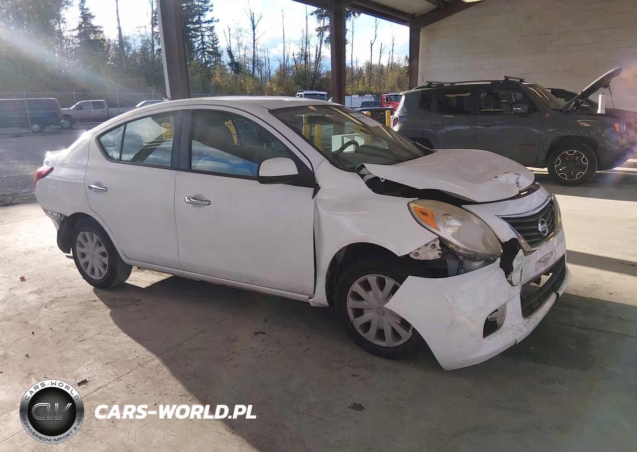 2012 Nissan Versa 1.6 Sv – zdjęcie 1 z 17