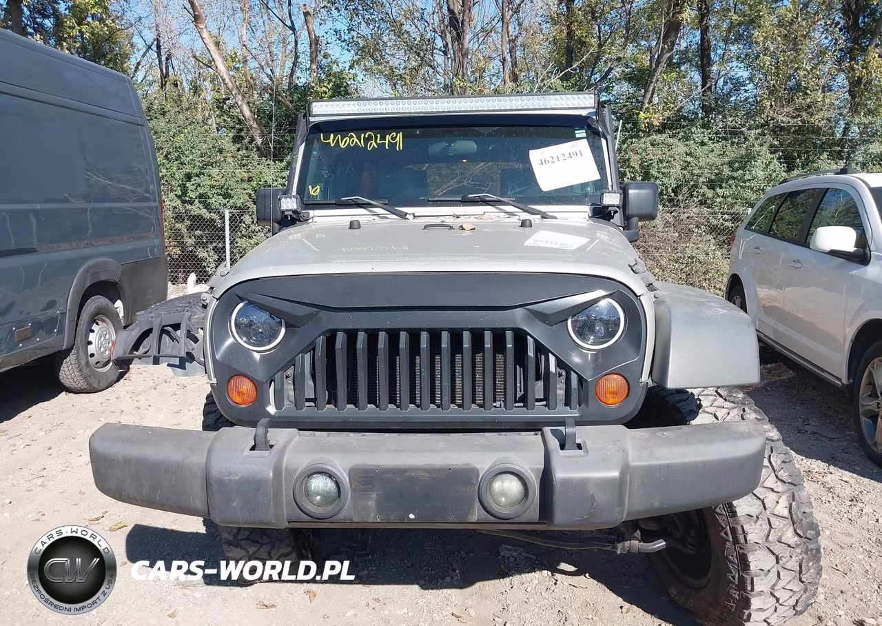 2007 Jeep Wrangler Unlimited Rubicon VIN:1J8GA69167L164445 - 13