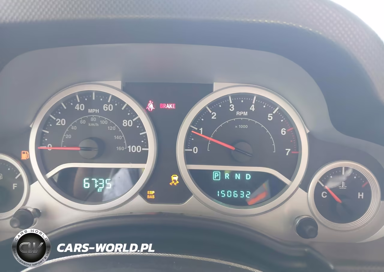 2007 Jeep Wrangler Unlimited Rubicon VIN:1J8GA69167L164445 - 7