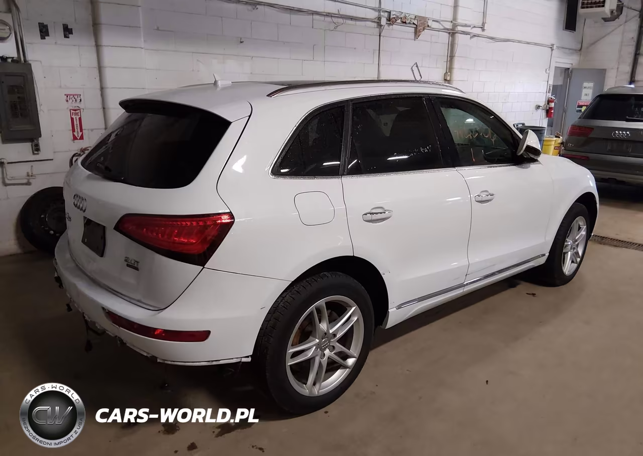 2015 Audi Q5 2.0T Premium VIN:WA1LFAFP3FA085662 - 4