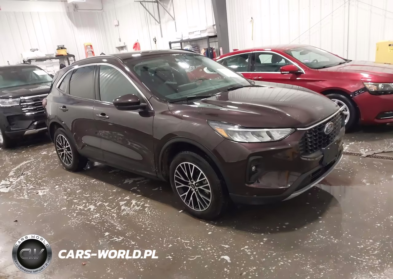 2023 Ford Escape Phev
