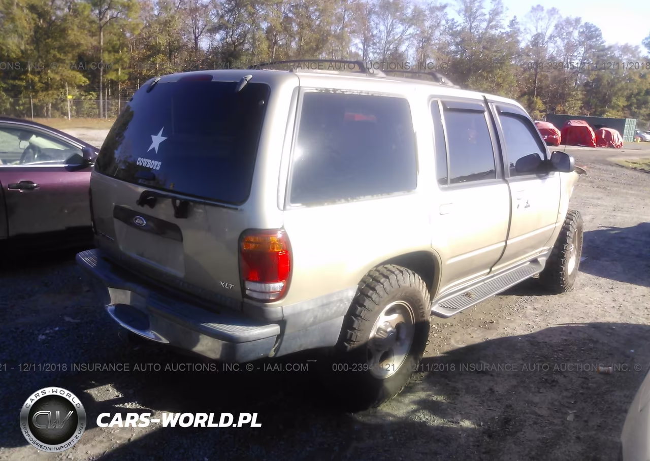 2001 Ford Explorer Xlt VIN:1FMZU83PX1UB55308 - 4