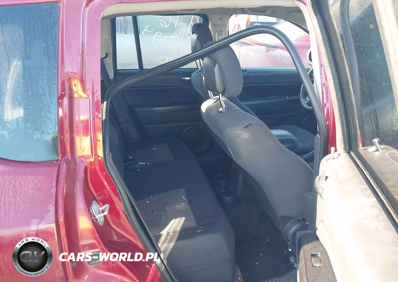 2015 Jeep Compass VIN:1C4NJCBA4ED731394 - 8