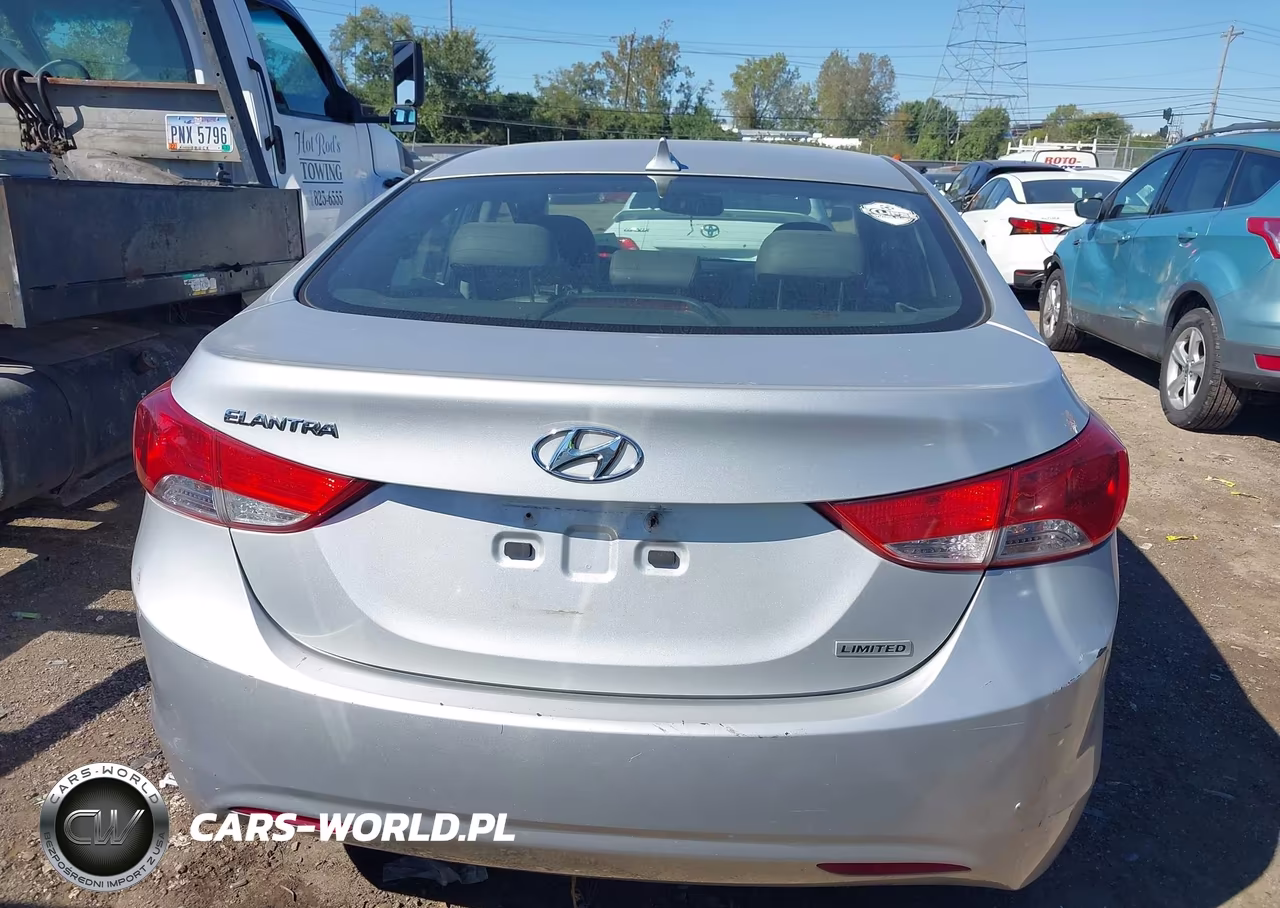 2013 Hyundai Elantra Gls VIN:KMHDH4AE4DU918422 - 16