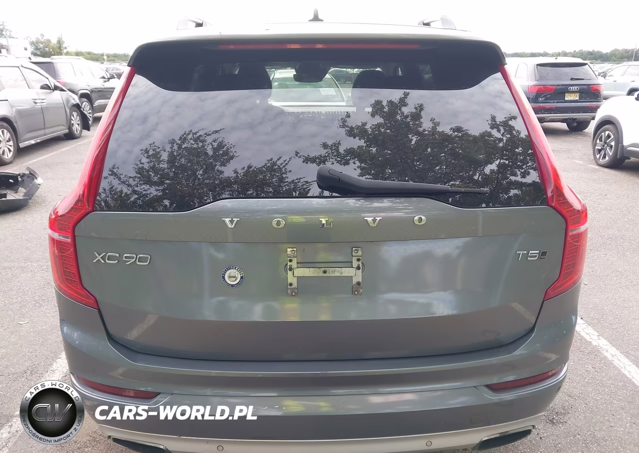 2016 Volvo Xc90 T5 Momentum VIN:YV4102XK7G1091373 - 16