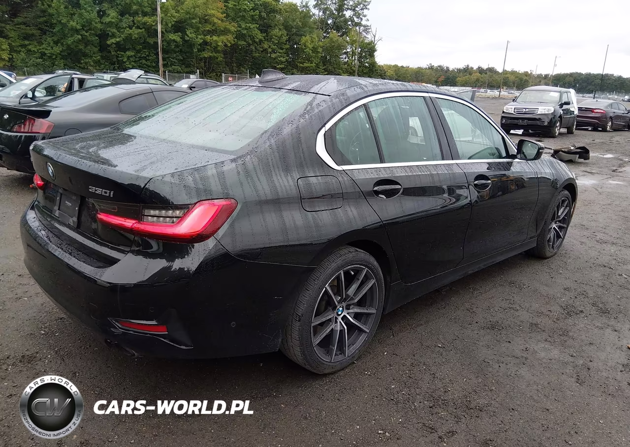 2021 BMW 330I xDrive VIN:3MW5R7J0XM8B56736 - 4