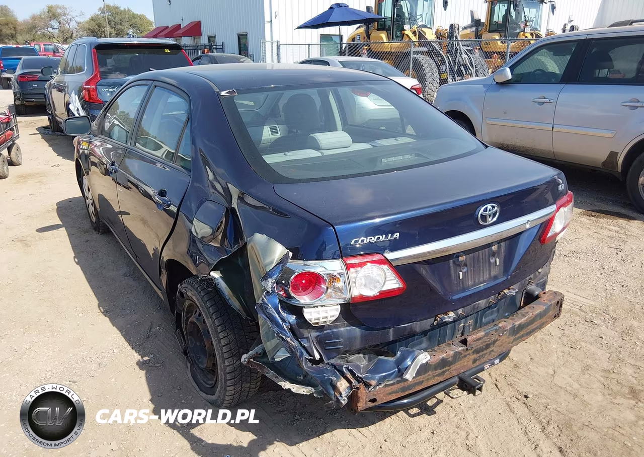 2011 Toyota Corolla Le VIN:2T1BU4EE3BC693292 - 3