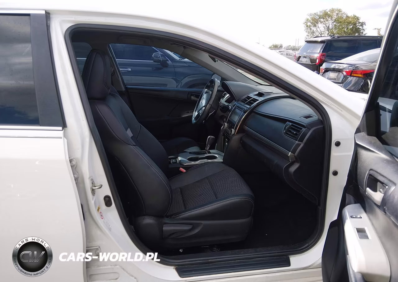 2014 Toyota Camry Se VIN:4T1BF1FK5EU303471 - 5