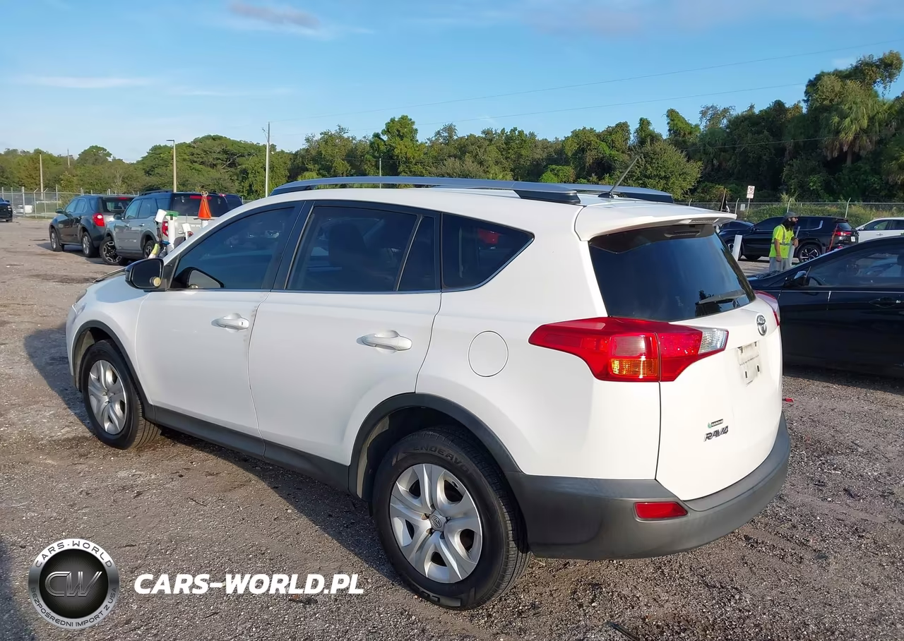 2015 Toyota Rav4 Le VIN:JTMZFREV5FD046939 - 3