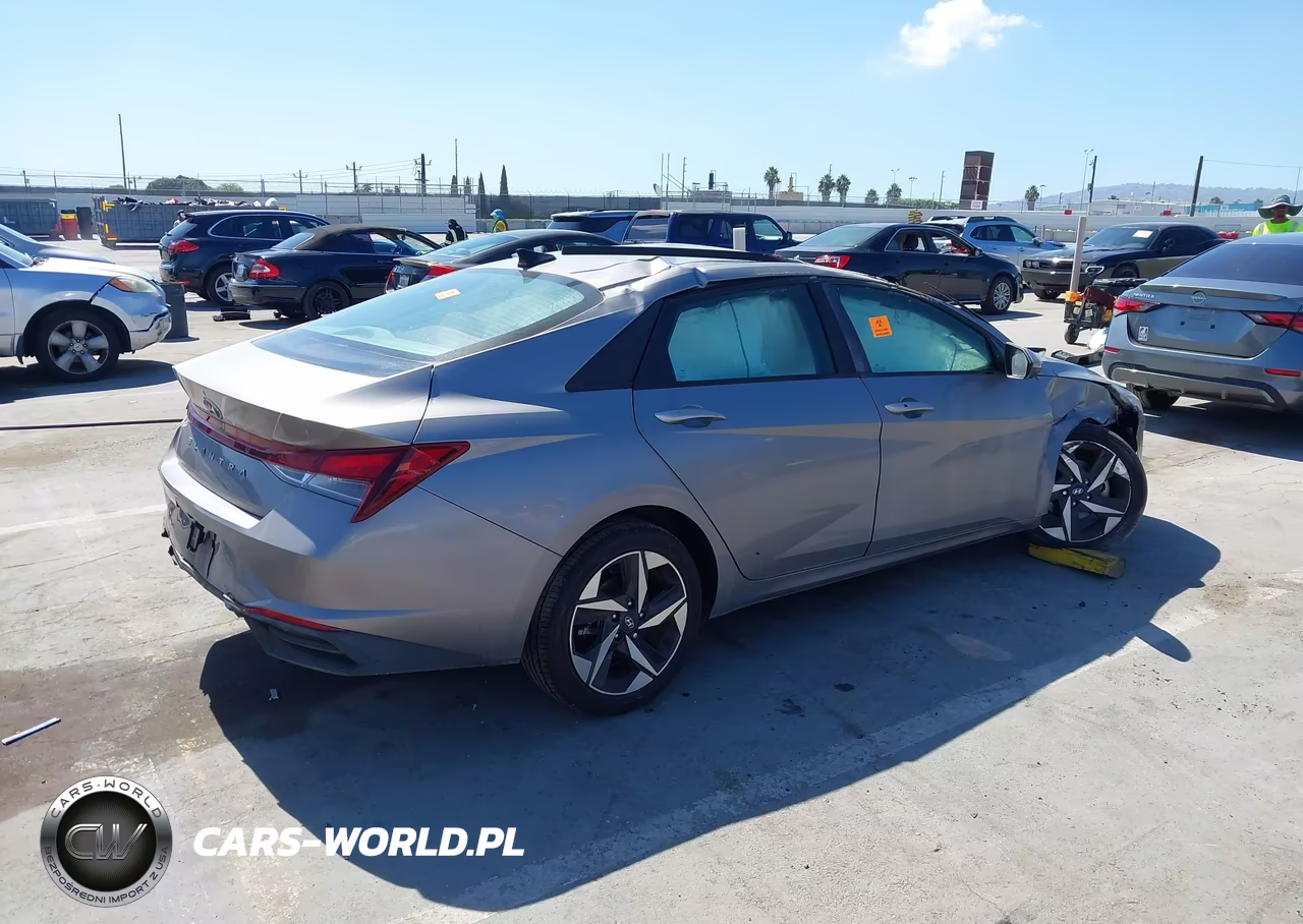 2023 Hyundai Elantra Sel VIN:KMHLS4AG9PU571947 - 4