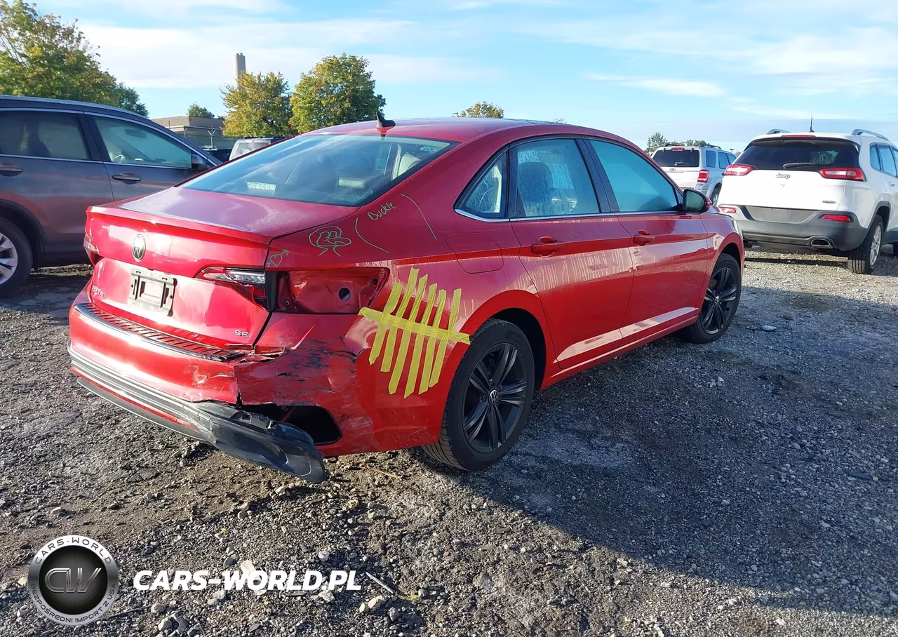 2022 Volkswagen Jetta 1.5T Se VIN:3VW7M7BUXNM010631 - 4