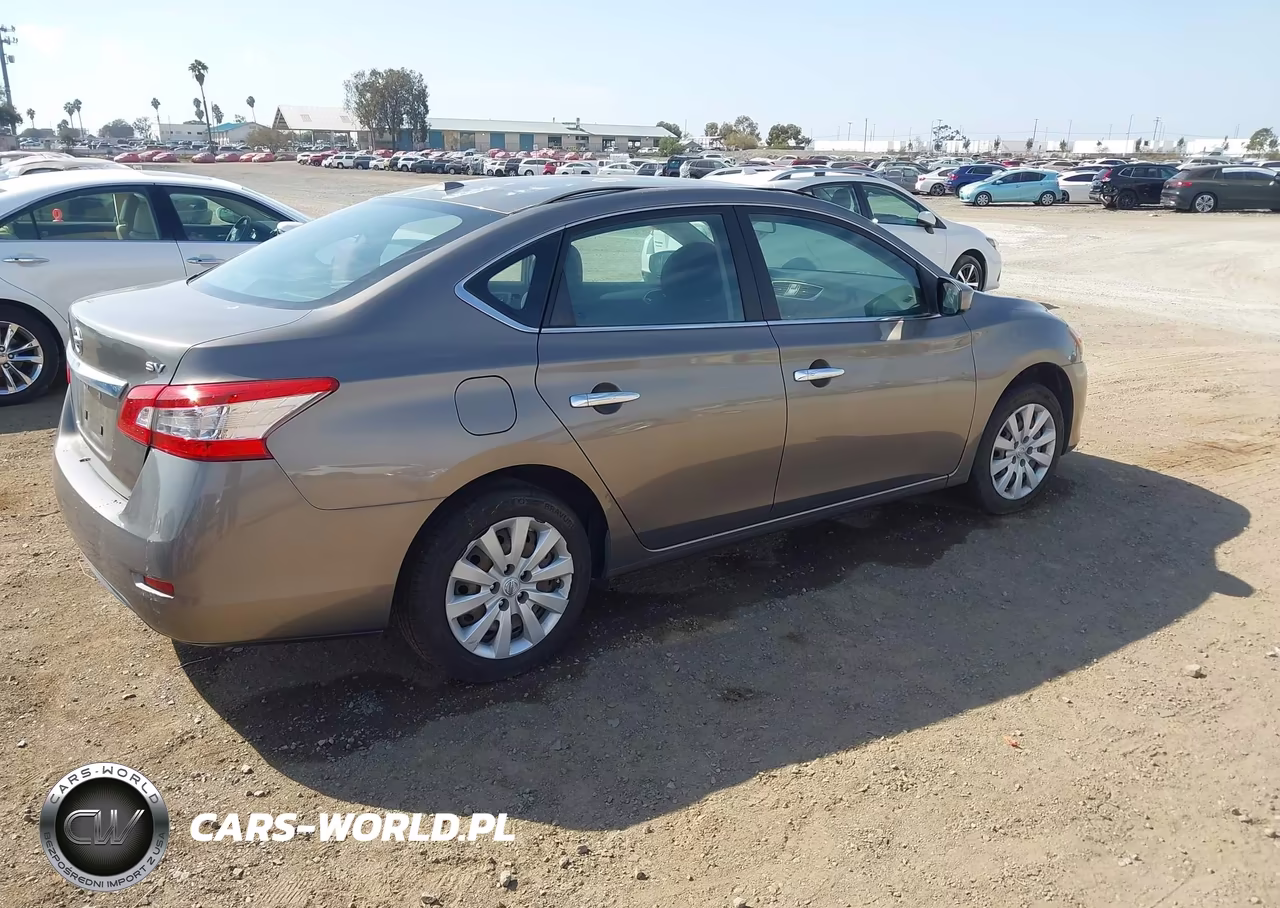 2015 Nissan Sentra Sv VIN:3N1AB7AP0FY255610 - 4