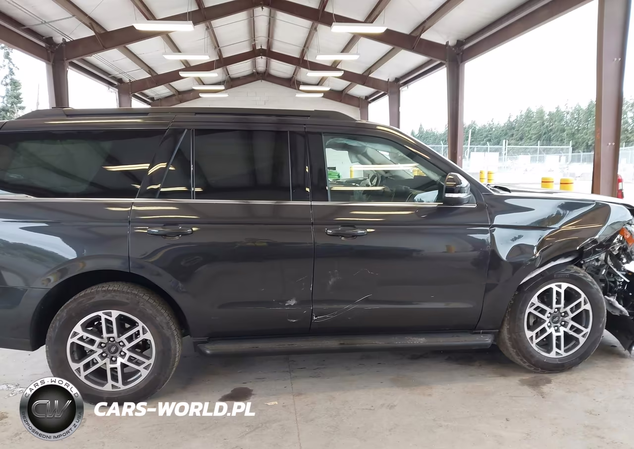 2025 Ford Expedition Active VIN:1FMJU1J82SEA30301 - 13