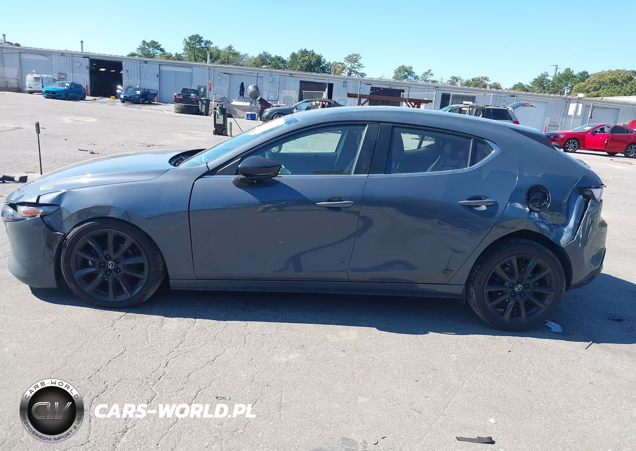 2022 Mazda Mazda3 Carbon Edition VIN:JM1BPALL8N1502644 - 14