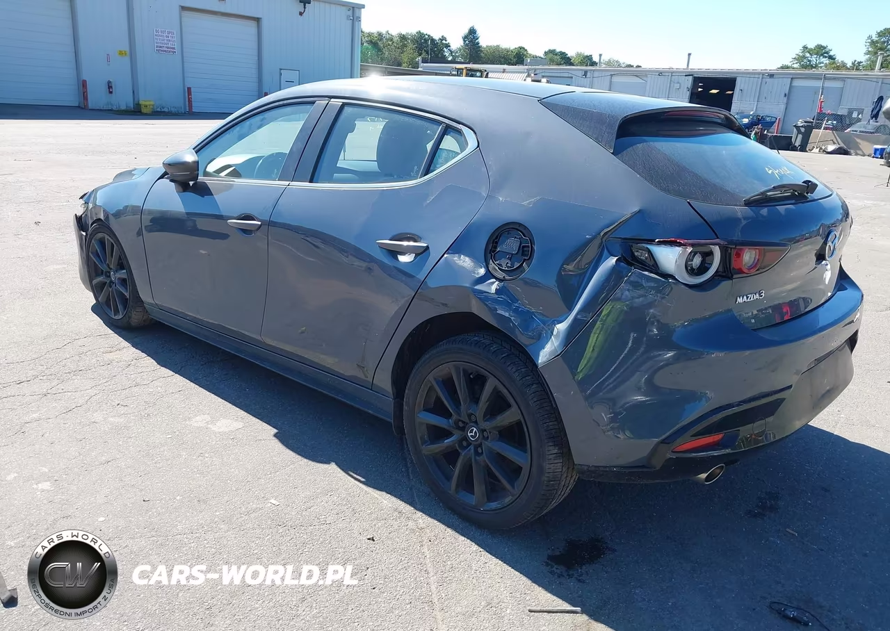 2022 Mazda Mazda3 Carbon Edition VIN:JM1BPALL8N1502644 - 3