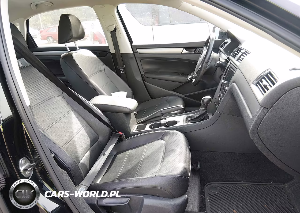 2014 Volkswagen Passat 1.8T Se VIN:1VWBT7A32EC035112 - 5