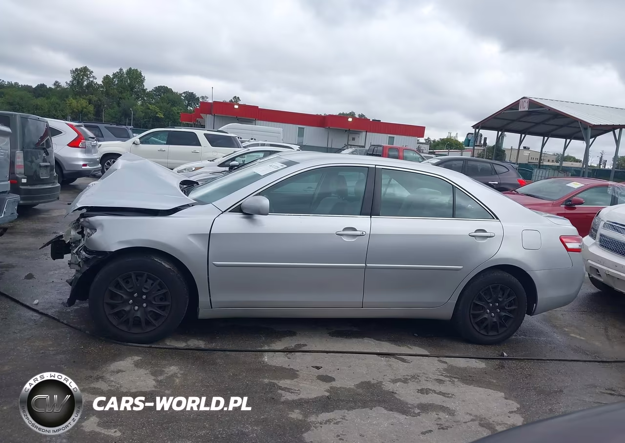 2010 Toyota Camry Le VIN:4T1BF3EK7AU090711 - 14