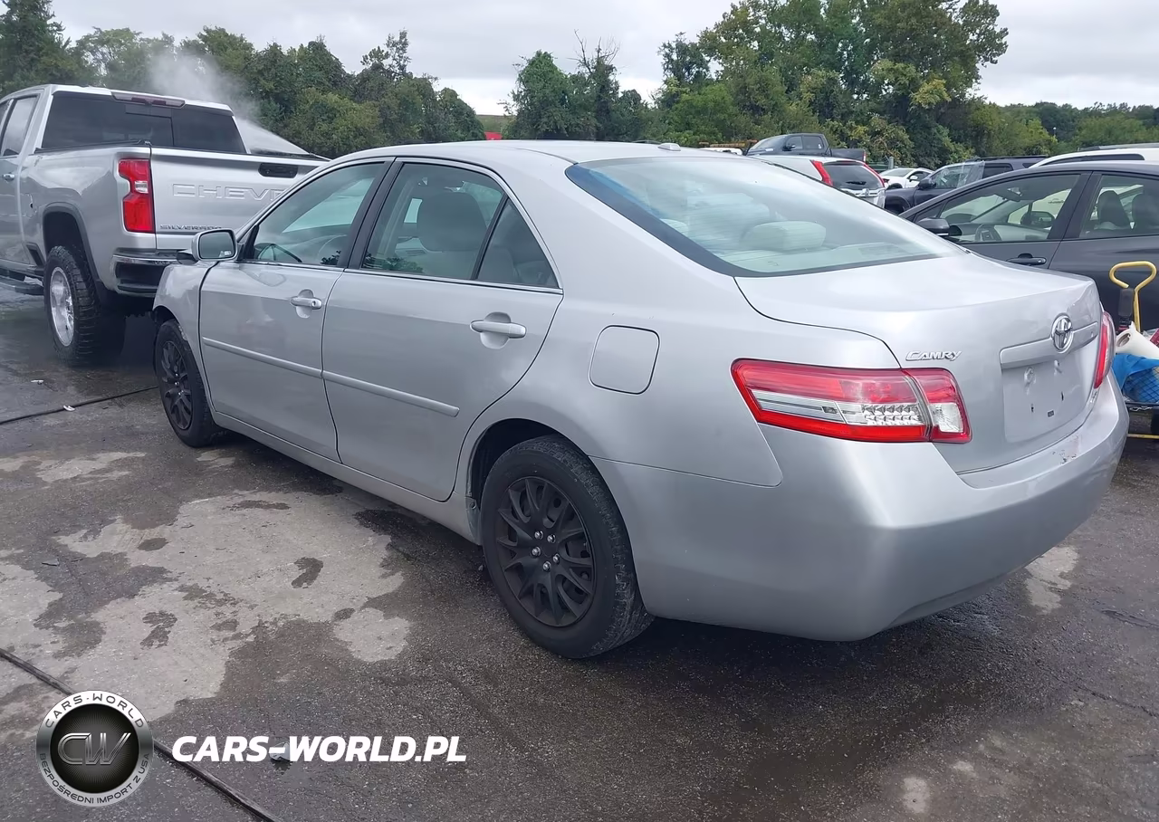 2010 Toyota Camry Le VIN:4T1BF3EK7AU090711 - 3